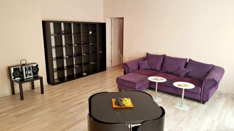Modern Riga Central Apartment - Photo3