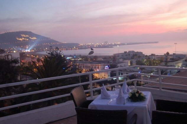 Anezi Tower Hotel - Photo3