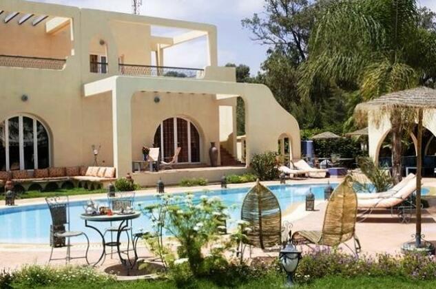 Villa Riadana - Photo3