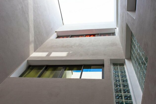 Wind House - Photo2