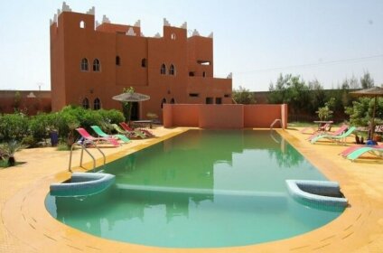 Well Center Riad Auberge Assounfou