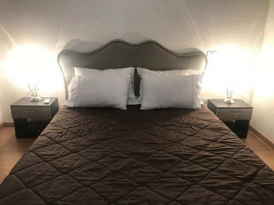 Oasis Square Apartment - Photo2