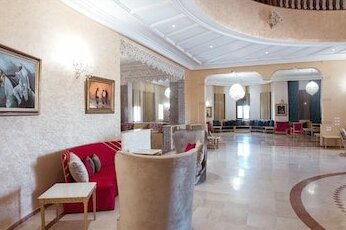 Regency Park and Suites - Photo5