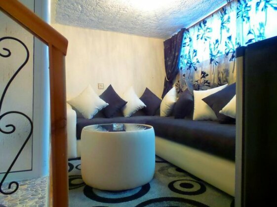 Riad Antek - Photo3