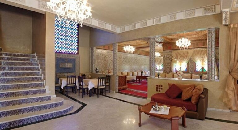 Al Jasira Suites & Spa - Photo2