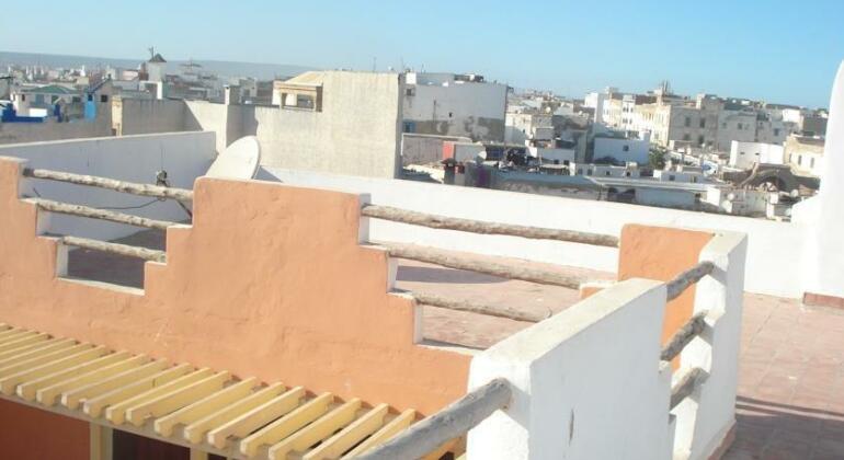 Dar karam - Photo2