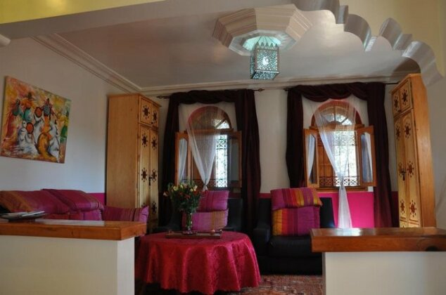 Golden Baibah - Photo2