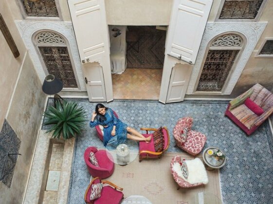 Riad Anata - Photo2
