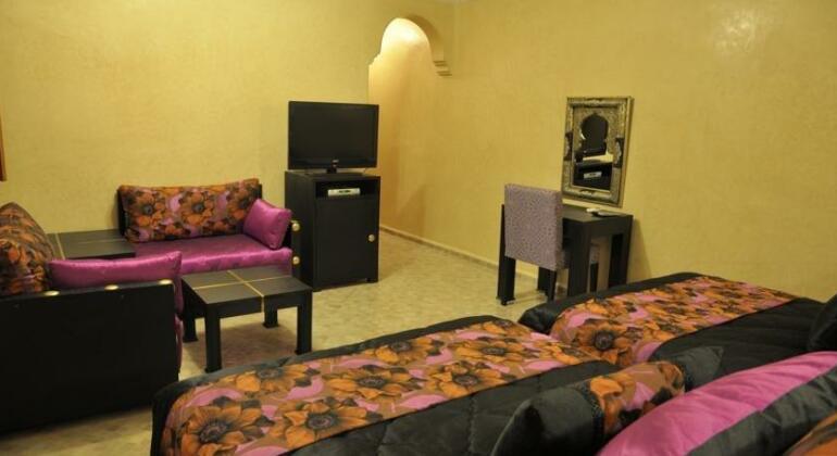 Riad Andalib - Photo5