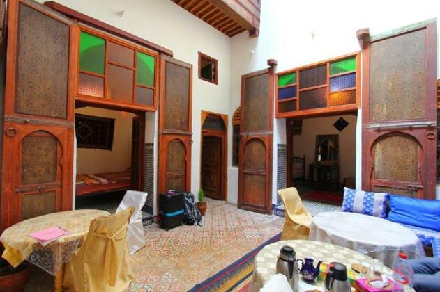 Riad Mikou - Photo5
