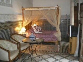 Riad Sara - Photo4