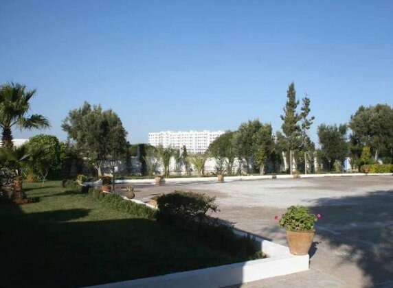 Photo 3