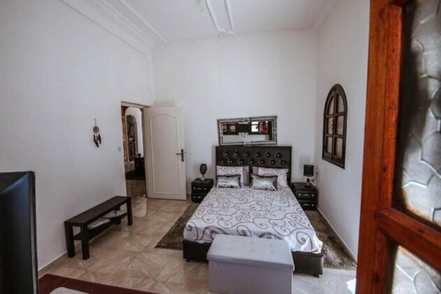 Myomar Villa - Photo2