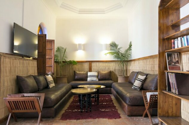 Riad Adika - Photo2