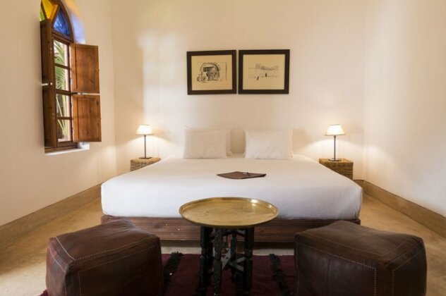 Riad Adika - Photo3