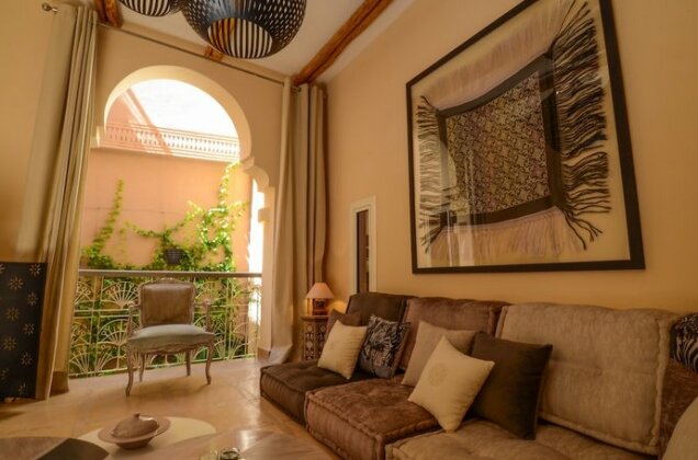 Riad Ayni - Photo4