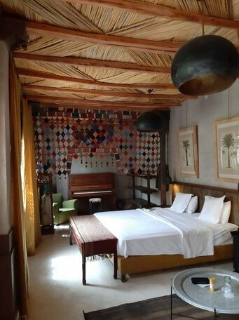 Riad Kbour & Chou - Photo2