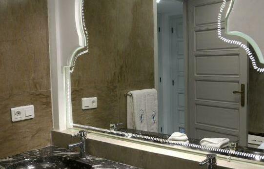 Riad Le Perroquet Bleu Suites & Spa - Photo4