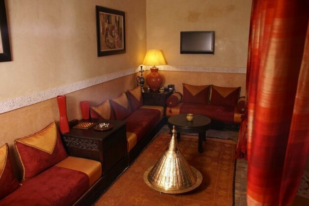 Riad Nabila - Photo4
