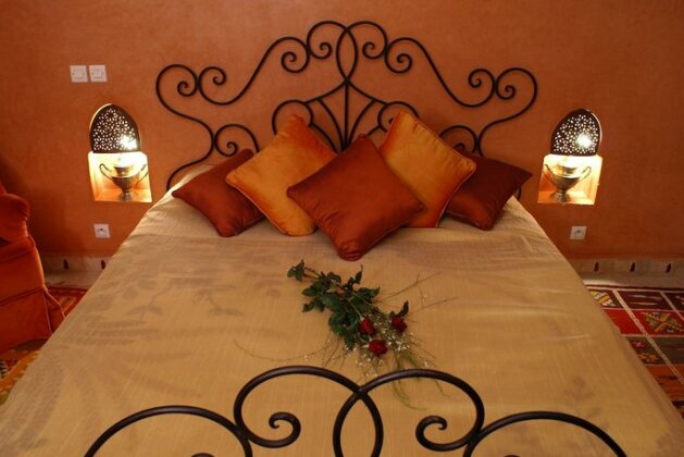 Riad Nabila - Photo5