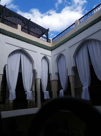 Riad Sharmance - Photo2
