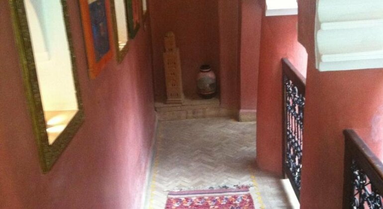 Riad Tarik - Photo4