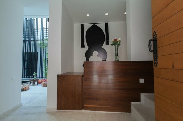 Riad Zebrakaro - Photo3