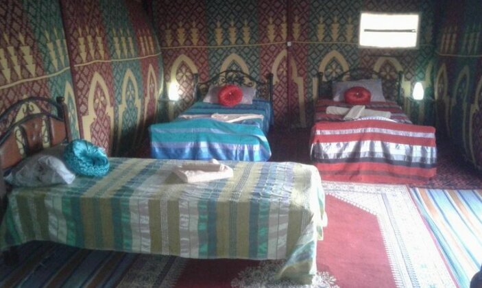 Night Desert Camp - Photo2