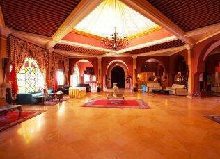 Hotel Karam Palace - Photo2
