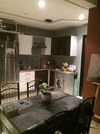 Modern Flat - Adults Only - Photo2
