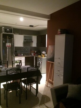 Modern Flat - Adults Only - Photo3