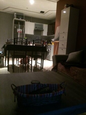 Modern Flat - Adults Only - Photo4