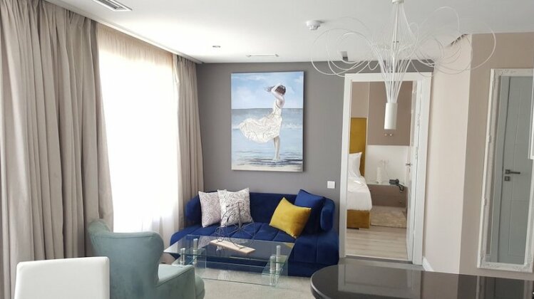 RENT-INN Suites Hotel - Photo2