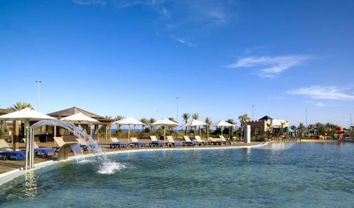 Oriental Bay Beach Golf & Spa - Photo2