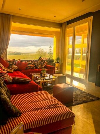 Cozy & Luxurious apartment with seaview - Photo3