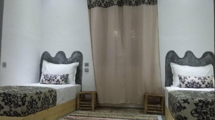 La Maison d'Hotes Les Grottes - Photo4
