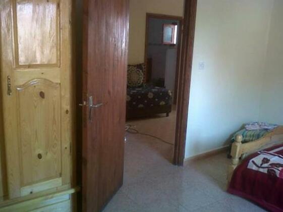 Sun 'N' Surf Guest House - Photo5