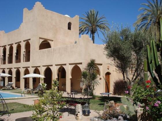 Riad Janoub