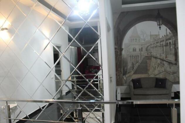 Apartments on Lev Tolstoi - Photo3