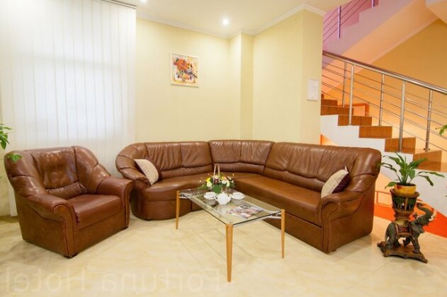 Fortuna Hotel Chisinau - Photo2