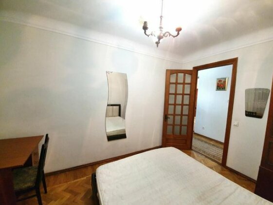 Generous Apartments 2-rooms around Embassy of Russia and Hungary - Photo3