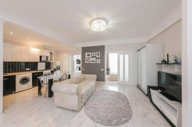 The Base Apartments - Photo3