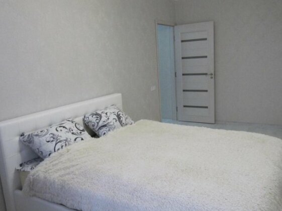 White Style Apartment - Photo5