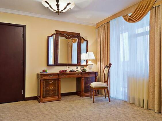 Hotel Russia - Photo4