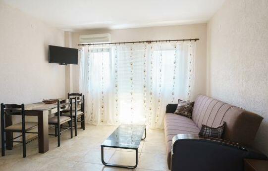 Apartments Lora Bar - Photo4