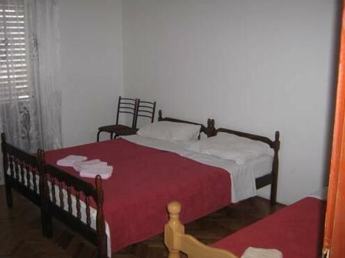 Apartments Ulnikovic - Photo2