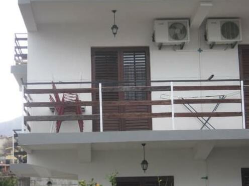 Apartments Ulnikovic - Photo4