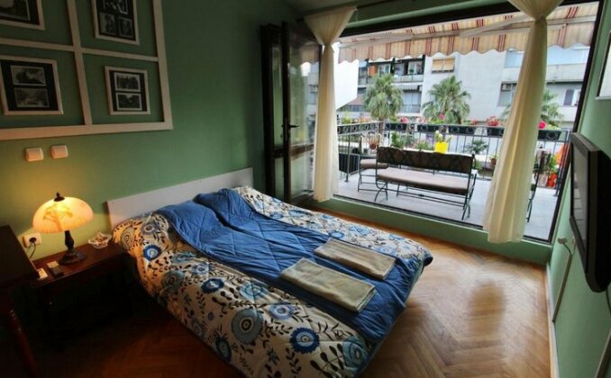 Fun Studio Apt Green Mill - Photo2