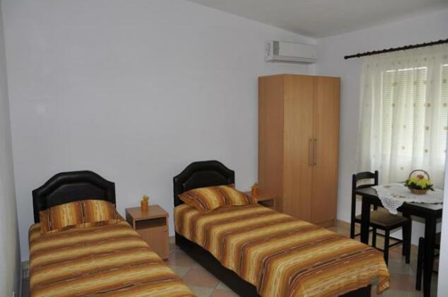 Guest House Lalic - Photo3