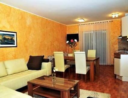 Villa Mare Apartments Bjelila